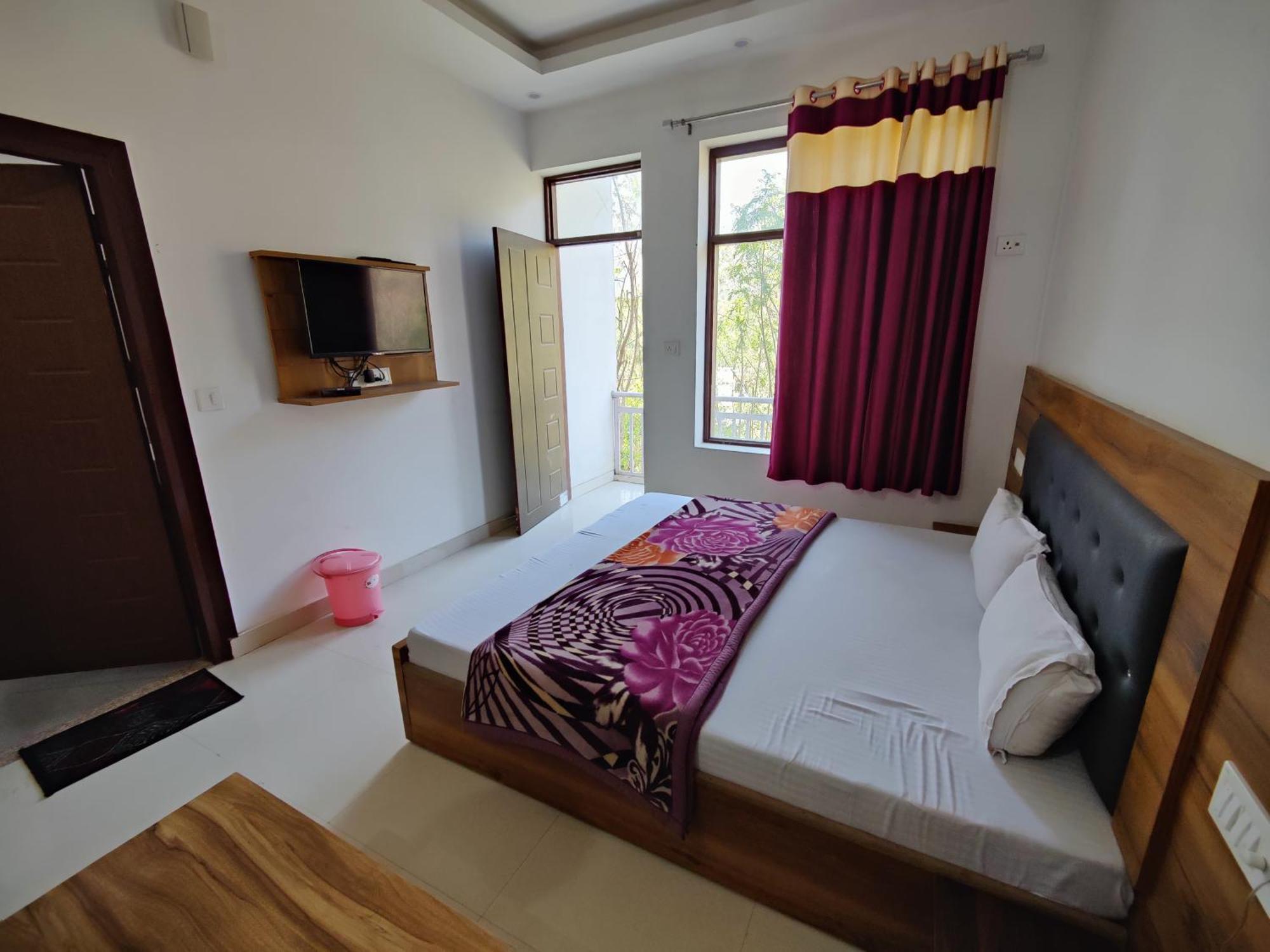 Alaknanda Motel & Restaurant Rudraprayag ภายนอก รูปภาพ
